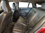 Volvo V60 2010 Punainen