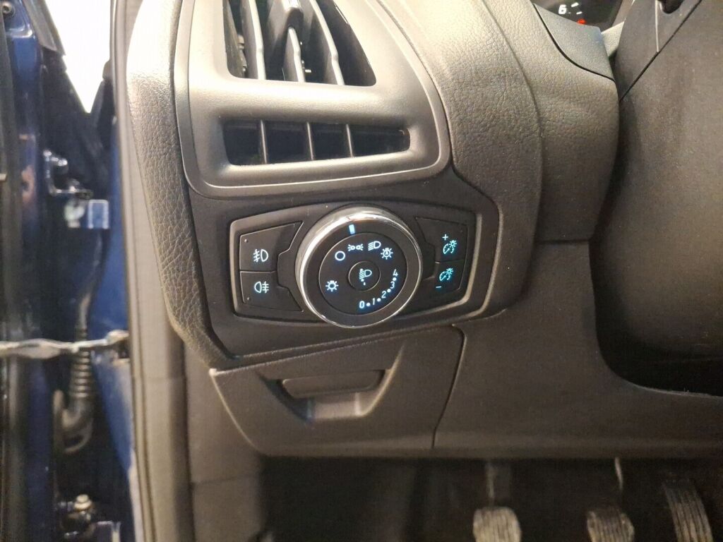 Ford Focus 2013 Sininen