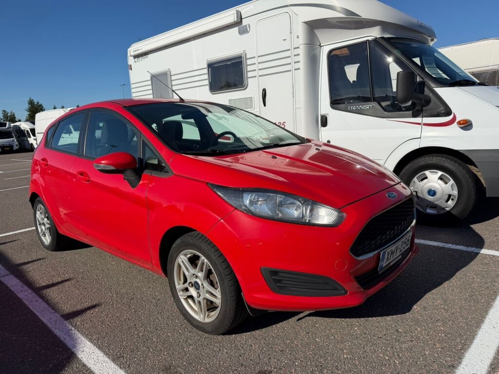 Ford Fiesta 2013 Punainen