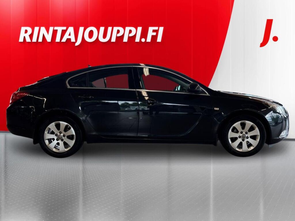Opel Insignia 2013 Musta