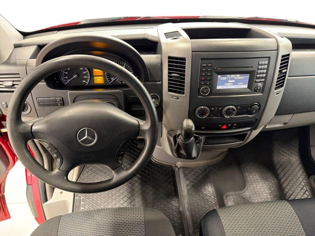 Mercedes-Benz Sprinter 2013 Punainen