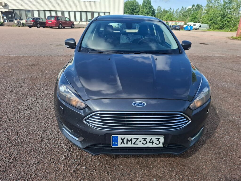 Ford Focus 2016 Harmaa