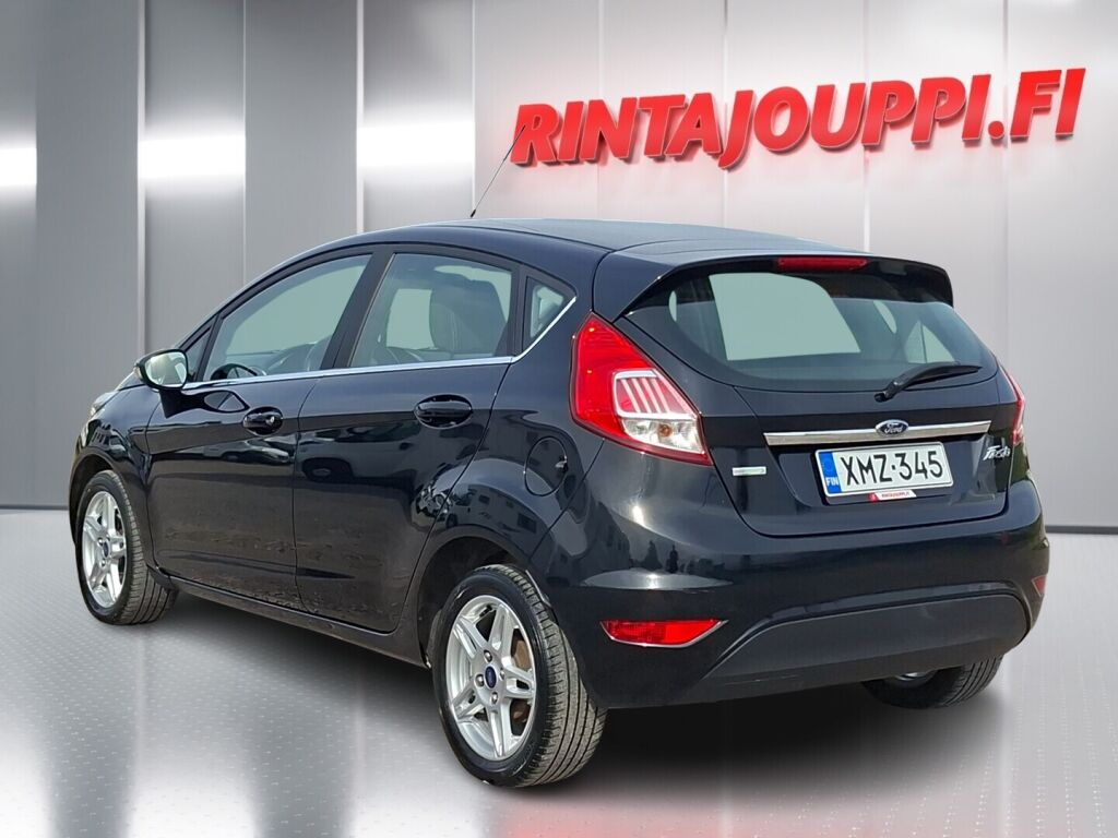 Ford Fiesta 2016 Musta