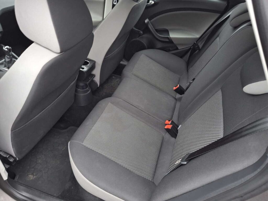 Seat Ibiza ST 2016 Harmaa