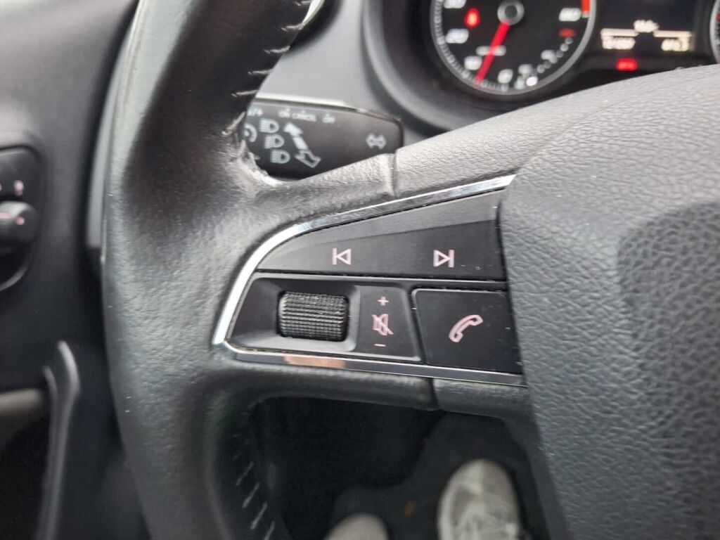 Seat Ibiza ST 2016 Harmaa