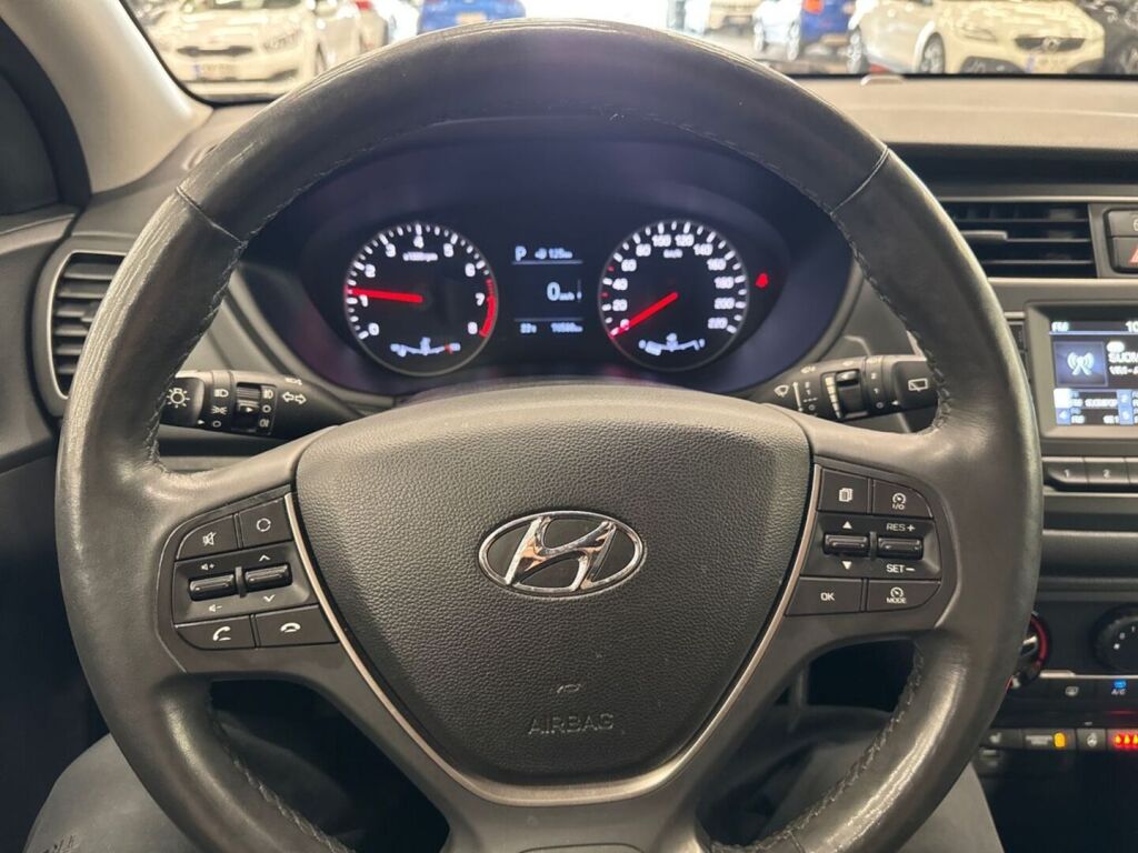 Hyundai i20 Hatchback 2019 Ruskea (beige)