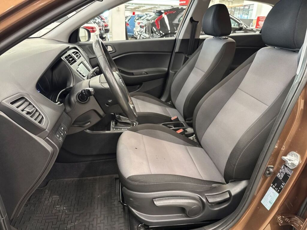 Hyundai i20 Hatchback 2019 Ruskea (beige)