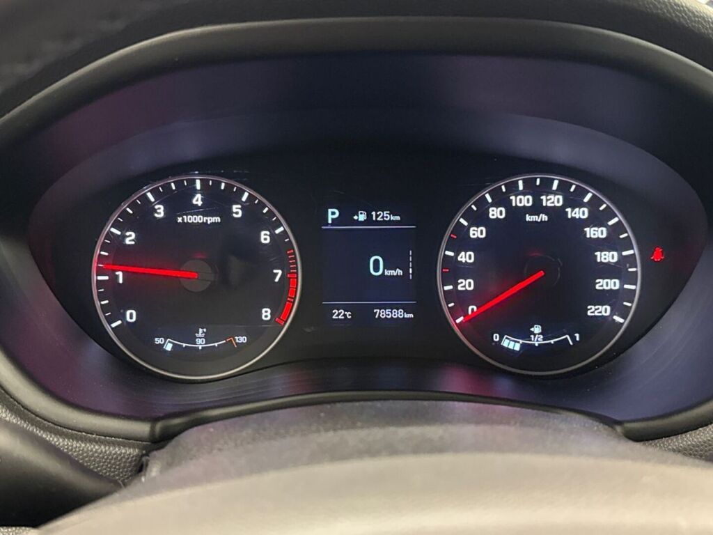 Hyundai i20 Hatchback 2019 Ruskea (beige)