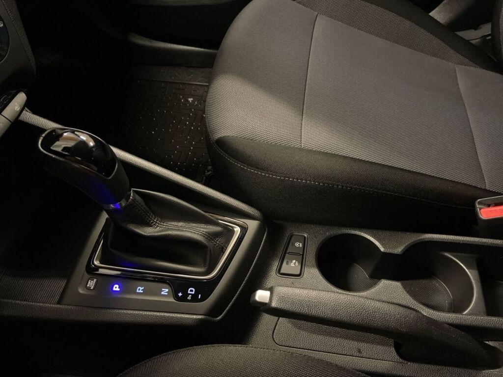Hyundai i20 Hatchback 2019 Valkoinen