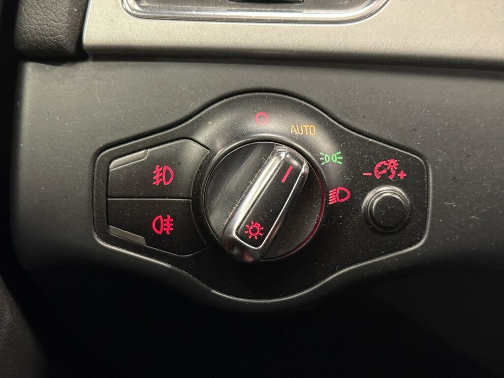 Audi A4 2008 Sininen