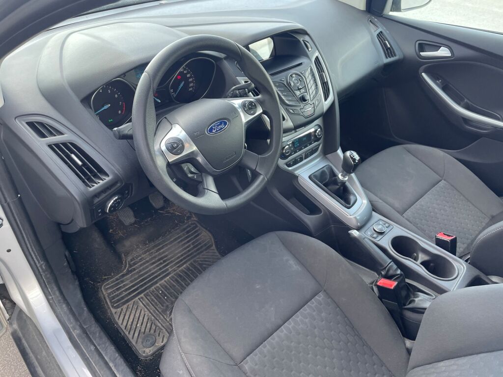 Ford Focus 2013 Harmaa