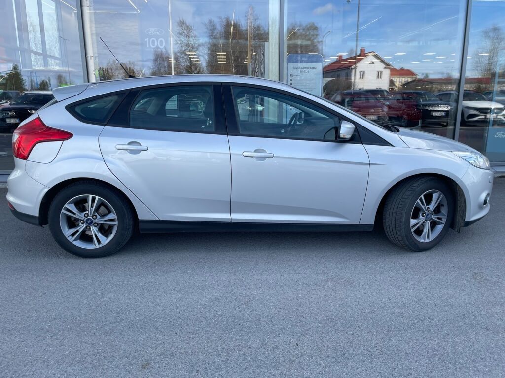 Ford Focus 2013 Harmaa