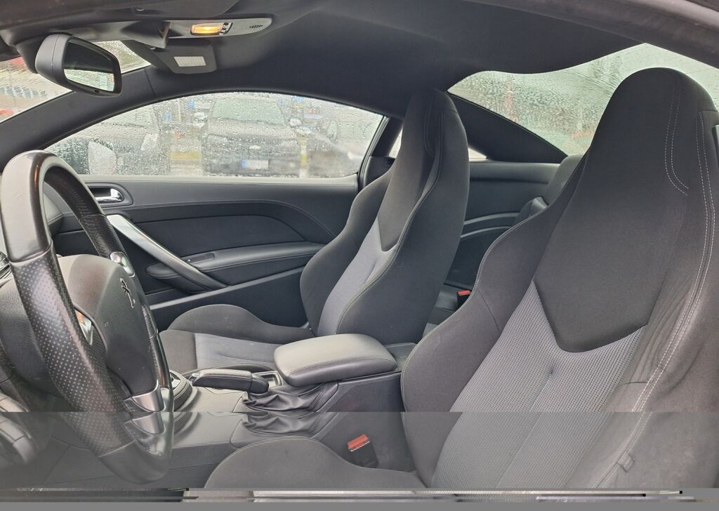 Peugeot RCZ 2015 Musta