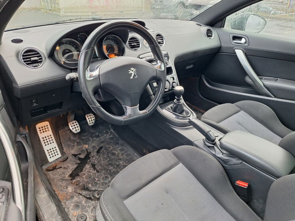 Peugeot RCZ 2015 Musta