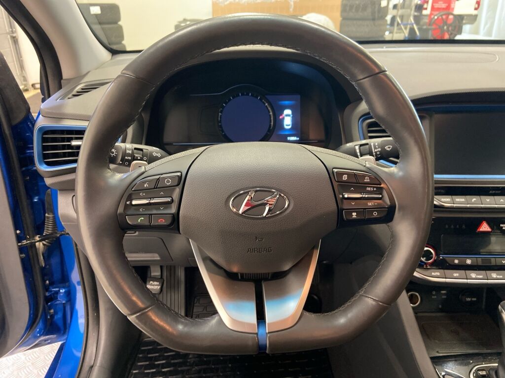 Hyundai IONIQ hybrid 2018 Sininen