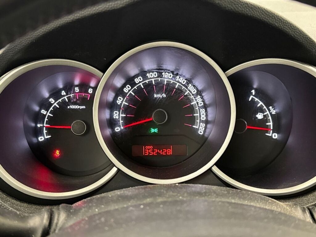 Kia Venga 2013 Valkoinen