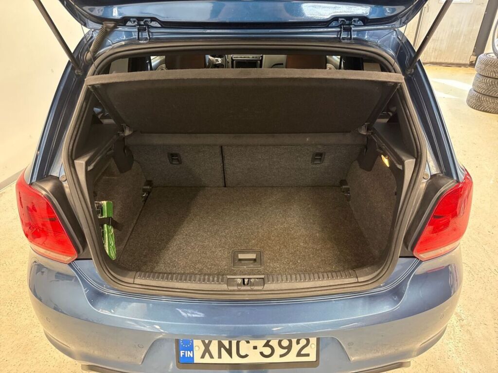 Volkswagen Polo 2013 Sininen
