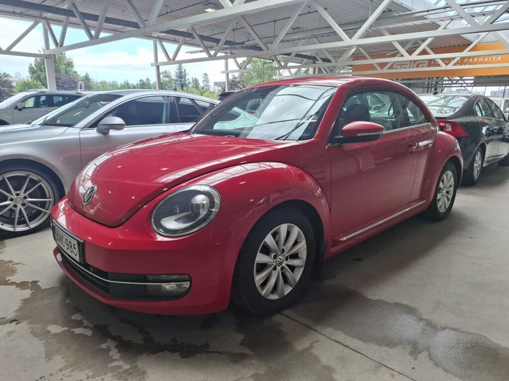 Volkswagen Beetle 2013 Punainen
