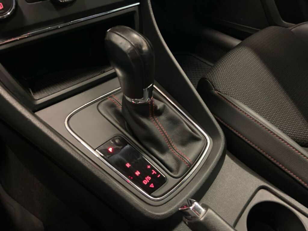 Seat Leon ST 2014 Musta