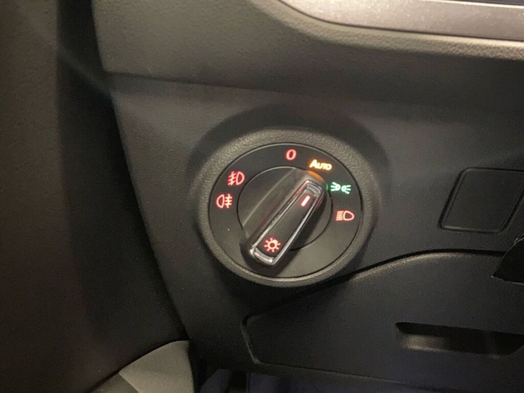 Seat Leon ST 2014 Musta