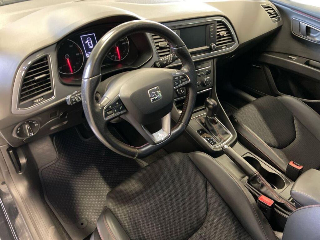 Seat Leon ST 2014 Musta