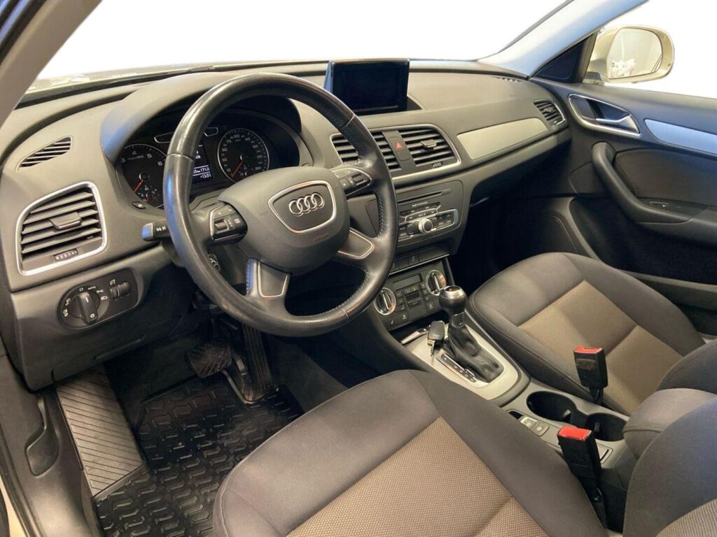 Audi Q3 2014 Ruskea (beige)