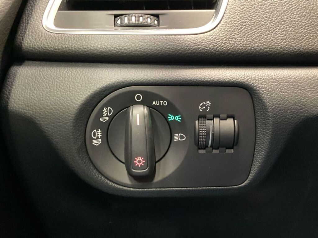 Audi Q3 2014 Ruskea (beige)