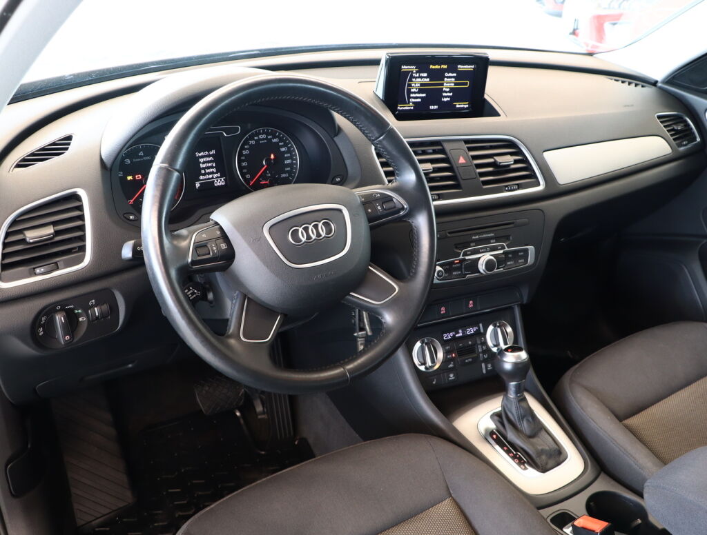 Audi Q3 2014 Ruskea (beige)