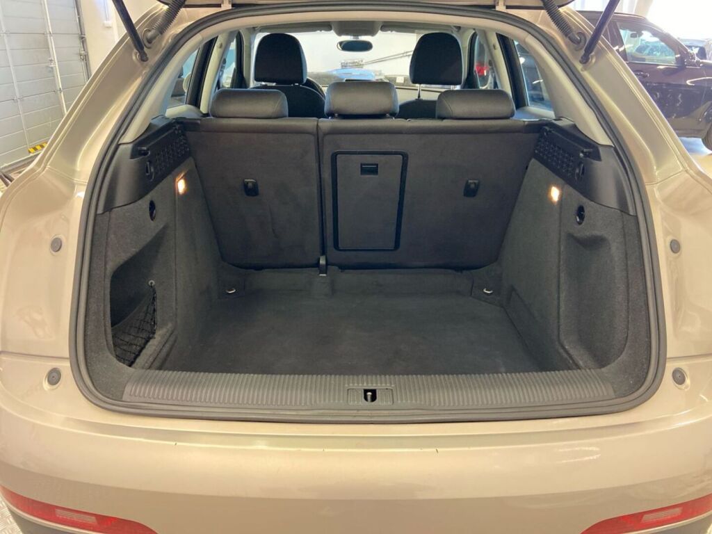 Audi Q3 2014 Ruskea (beige)