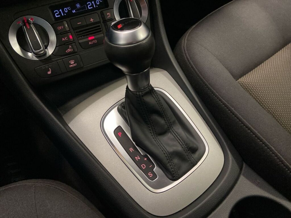 Audi Q3 2014 Ruskea (beige)
