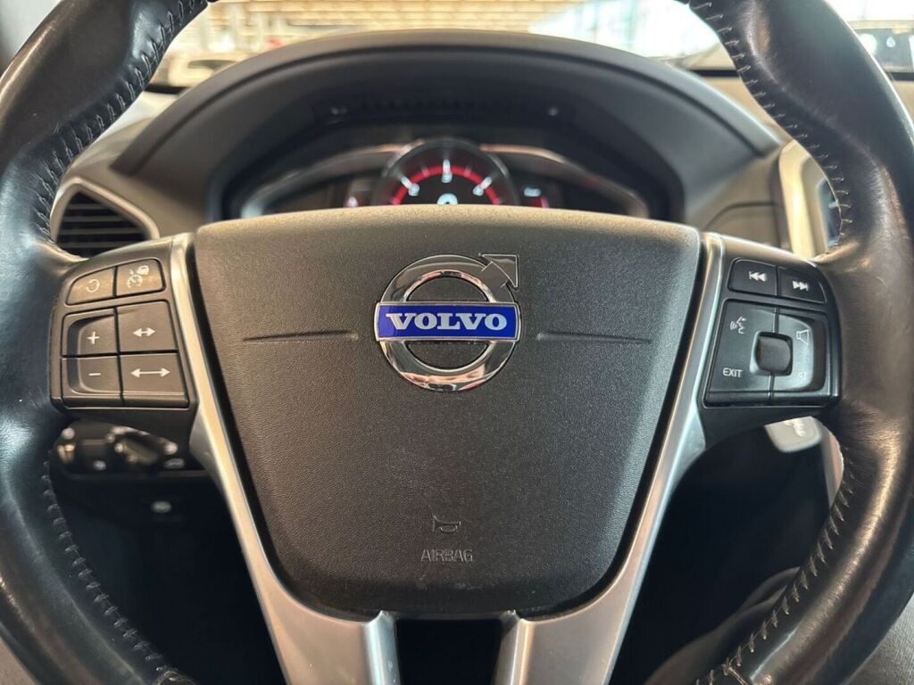 Volvo XC60 2014 Sininen