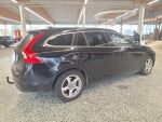 Volvo V60 2014 Musta