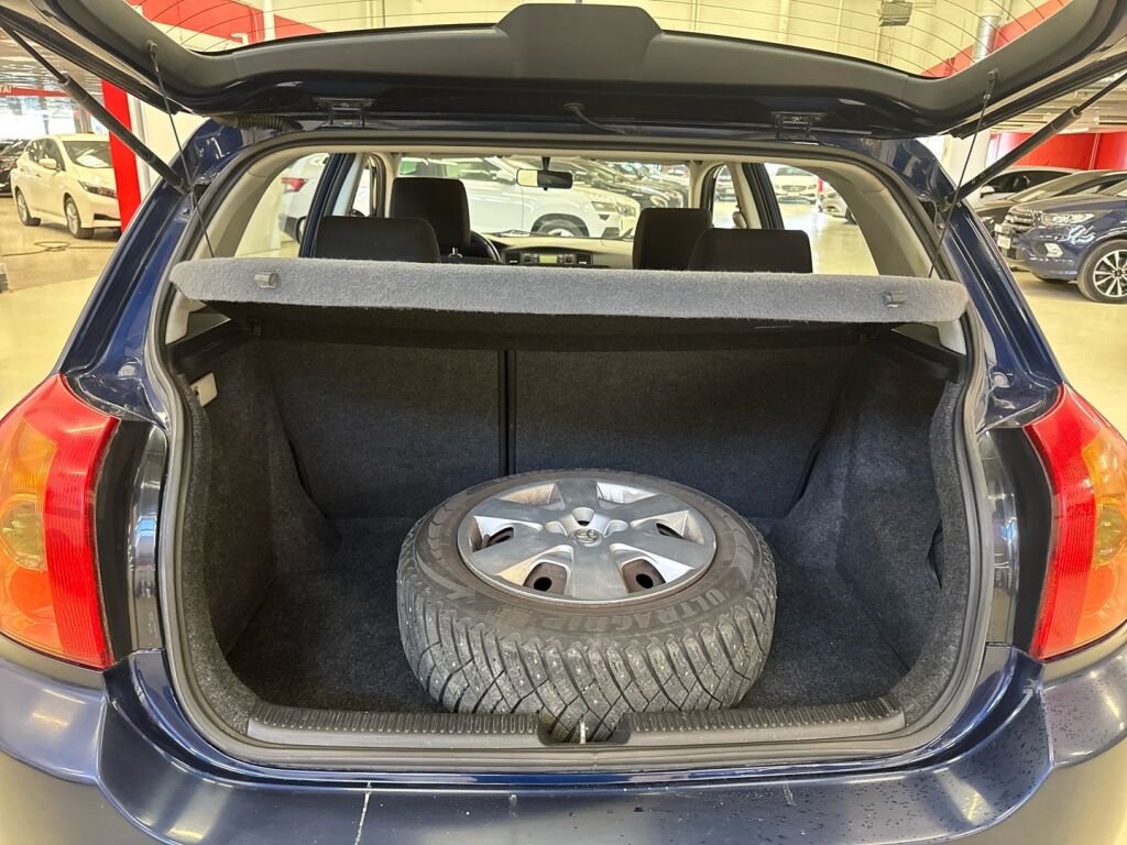 Toyota Corolla 2004 Sininen