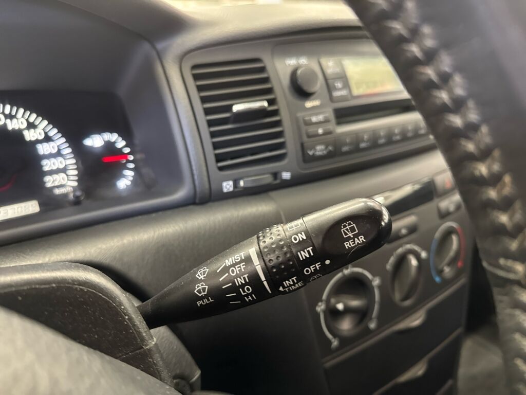 Toyota Corolla 2004 Sininen