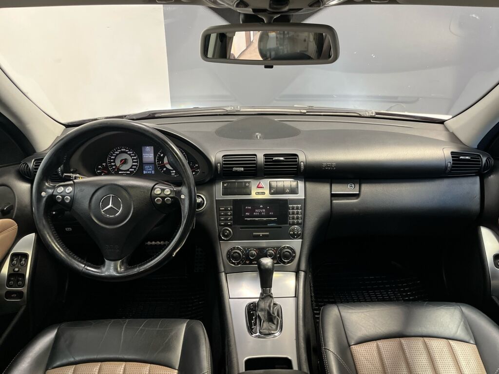 Mercedes-Benz C 55 AMG 2004 Musta