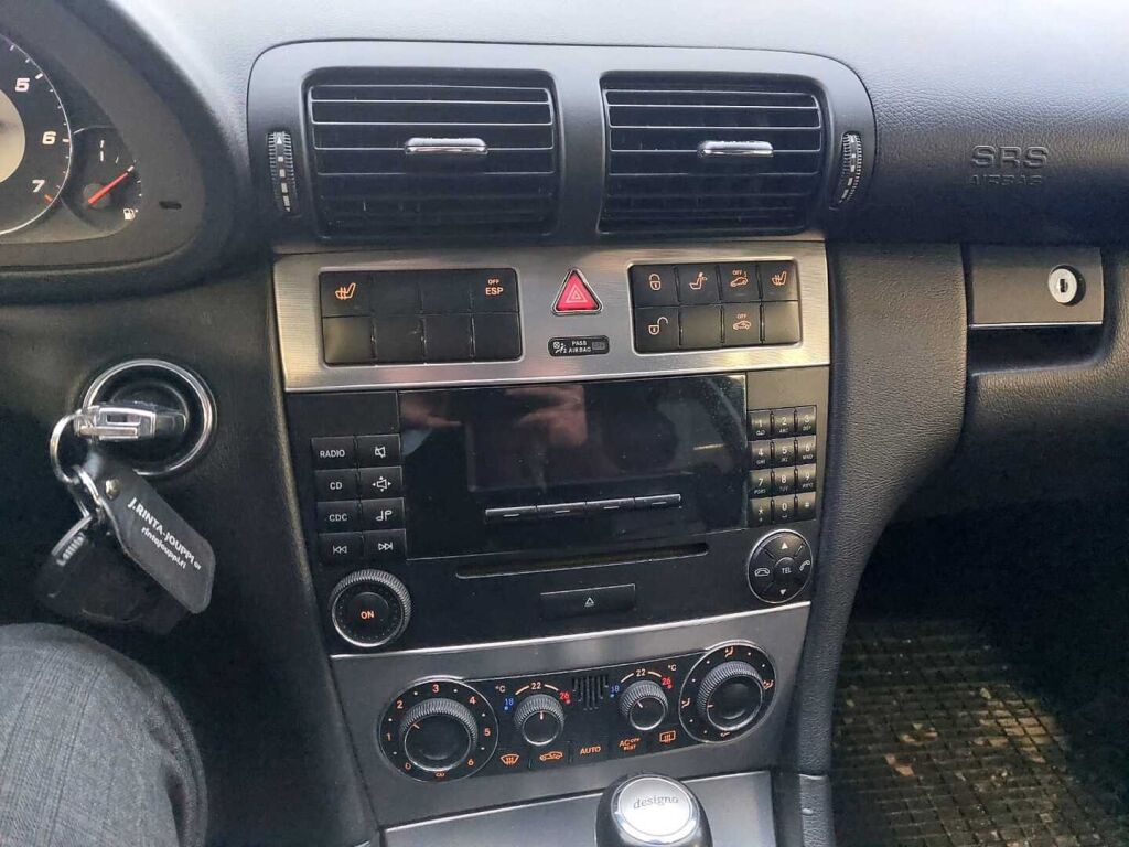 Mercedes-Benz C 55 AMG 2004 Musta