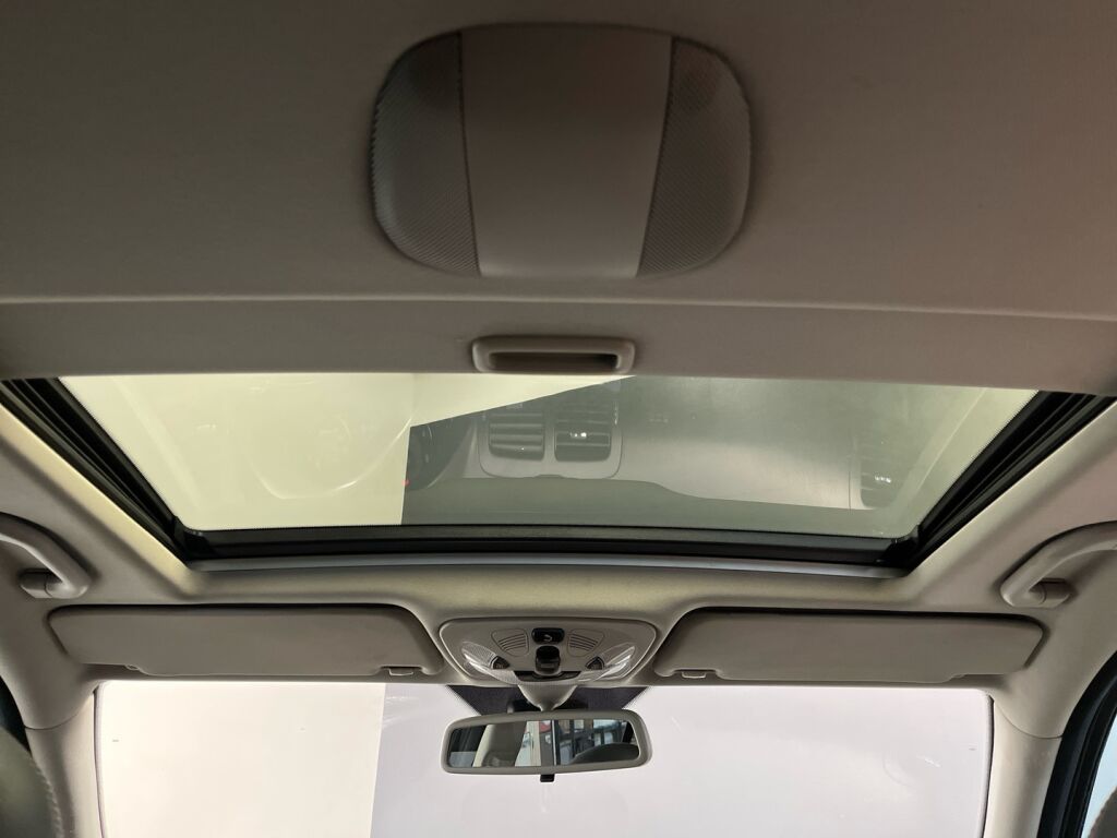 Mercedes-Benz C 55 AMG 2004 Musta