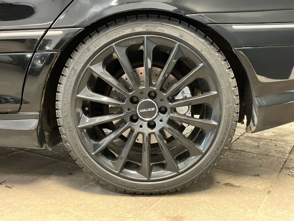 Mercedes-Benz C 55 AMG 2004 Musta