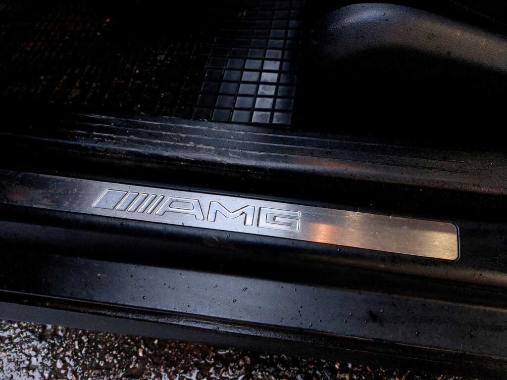 Mercedes-Benz C 55 AMG 2004 Musta