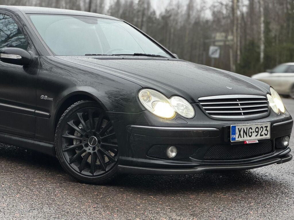 Mercedes-Benz C 55 AMG 2004 Musta