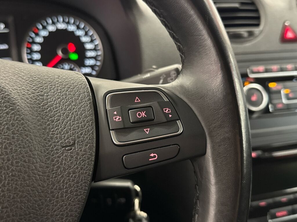 Volkswagen Caddy Maxi 2015 Ruskea (beige)