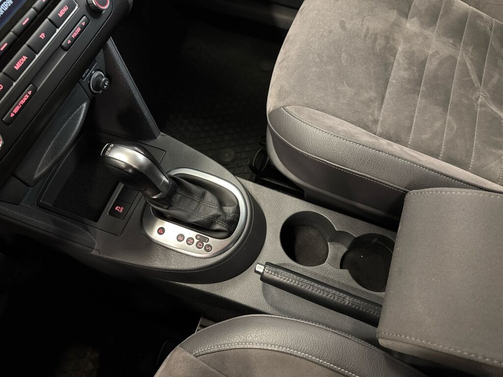 Volkswagen Caddy Maxi 2015 Ruskea (beige)