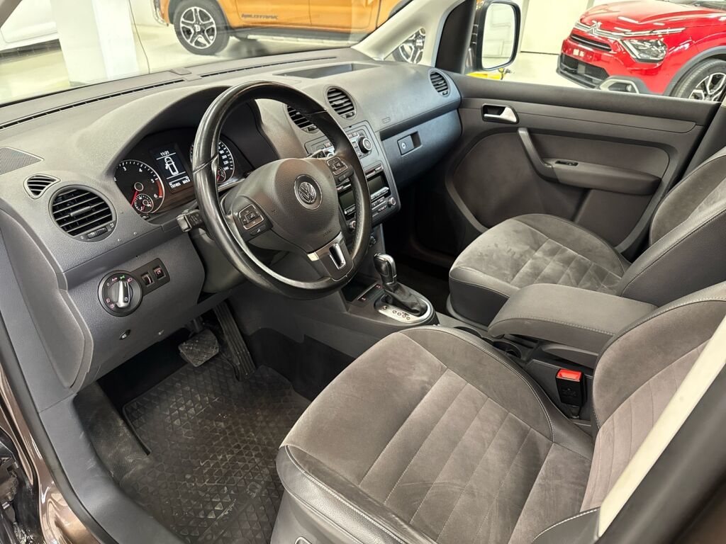 Volkswagen Caddy Maxi 2015 Ruskea (beige)