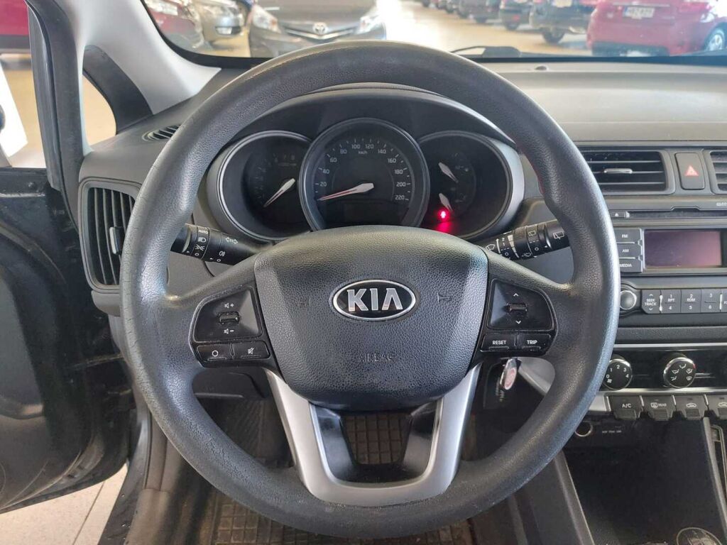 Kia Rio 2014 Sininen