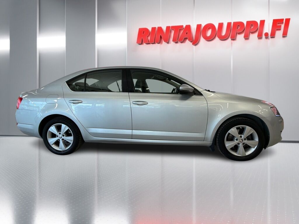 Skoda Octavia 2015 Hopea