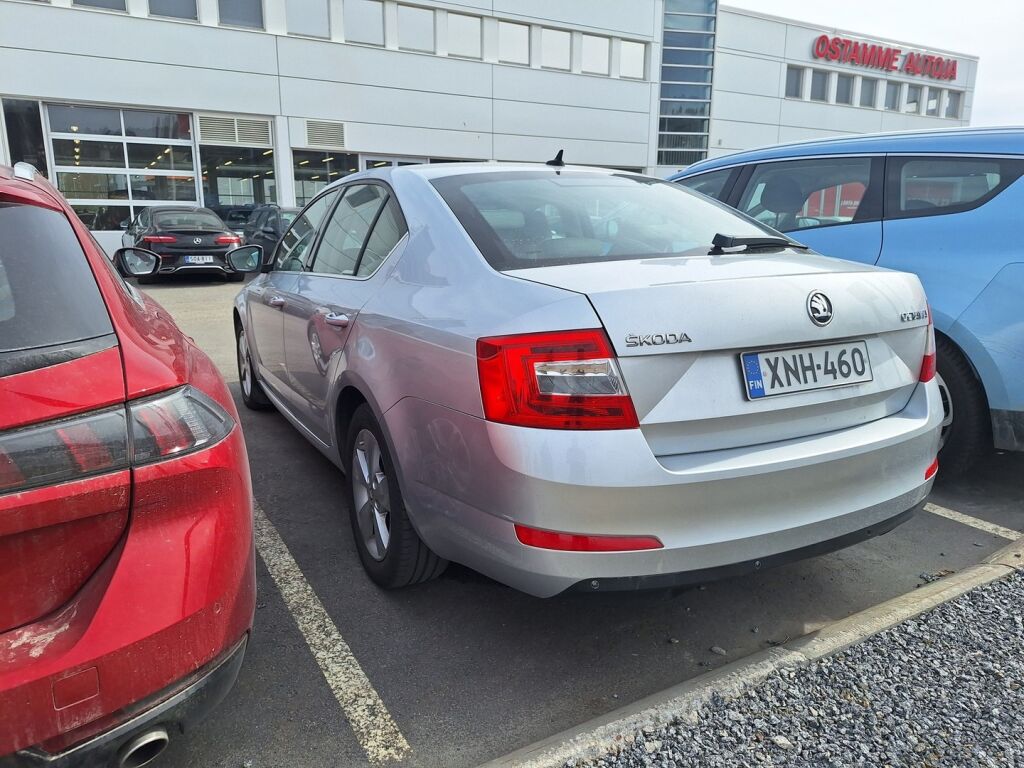 Skoda Octavia 2015 Hopea