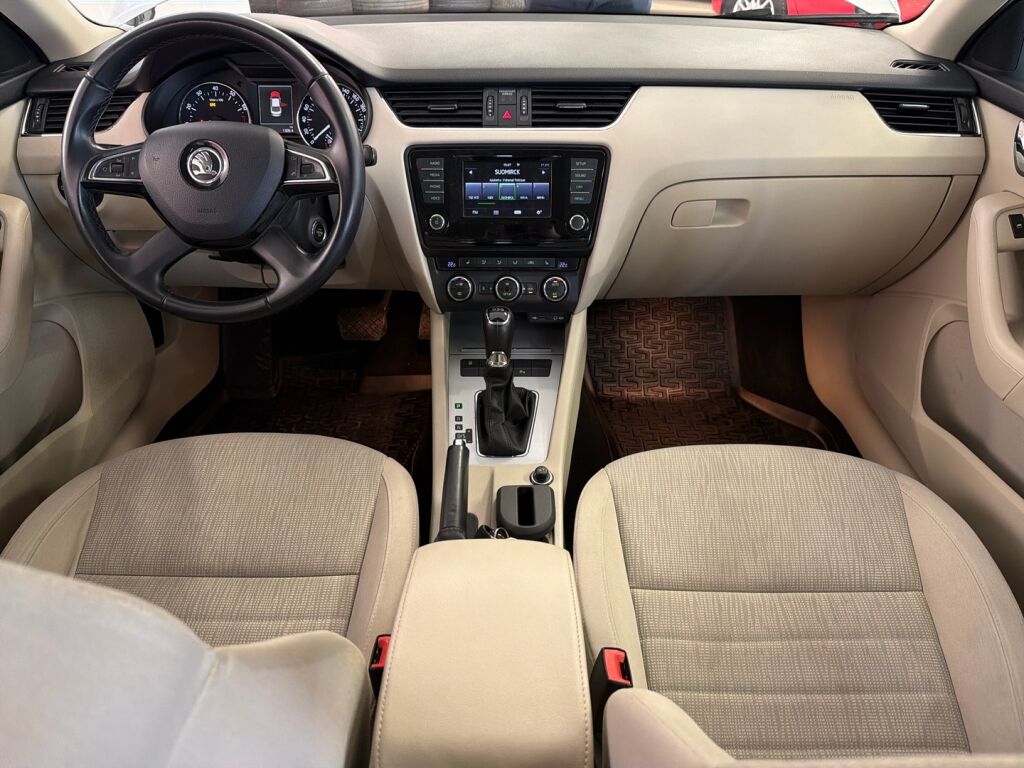Skoda Octavia 2015 Hopea
