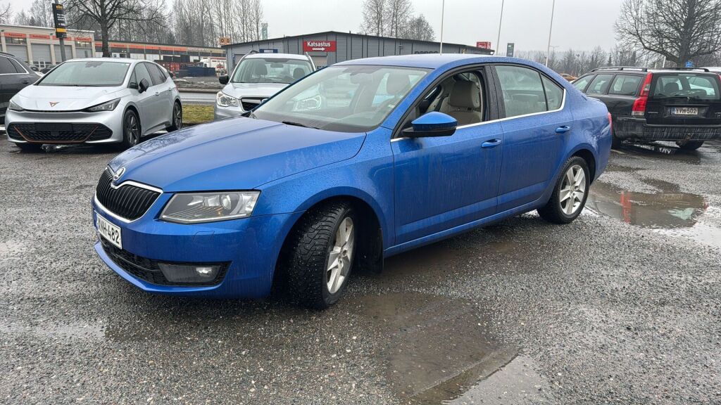 Skoda Octavia 2015 Sininen