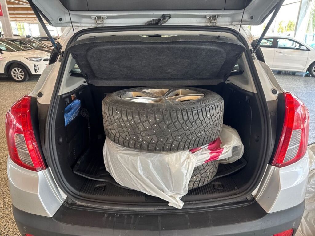 Opel Mokka 2015 Metallinhohto Hopea
