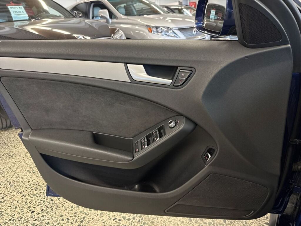 Audi A4 allroad quattro 2015 Sininen